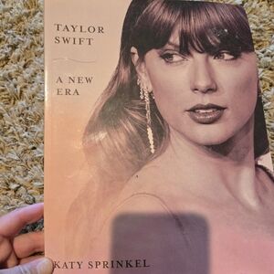 Taylor Swift Book
